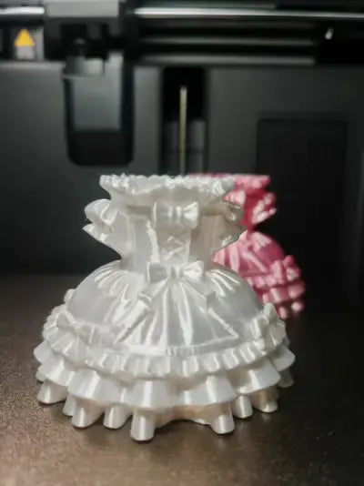 3D Printed Skirt-shaped Pen Holder